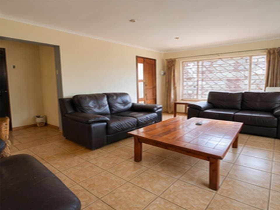 Furnished room in Belvedere — Wi-Fi included